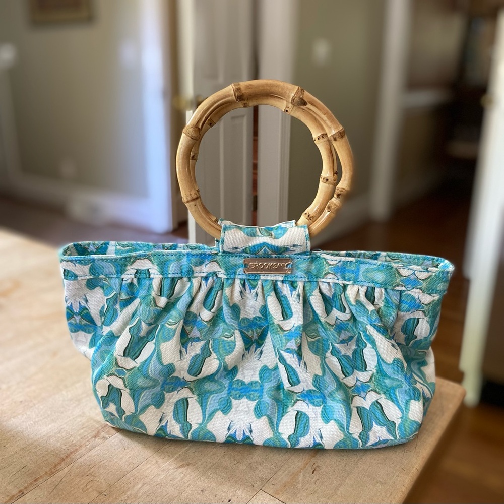 BROOKS AVENUE Handbag